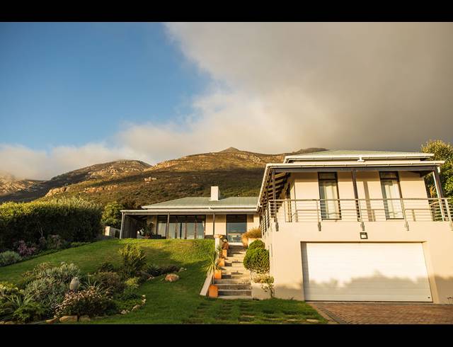 4 BEDROOM FREEHOLD TO LET IN BELVEDERE